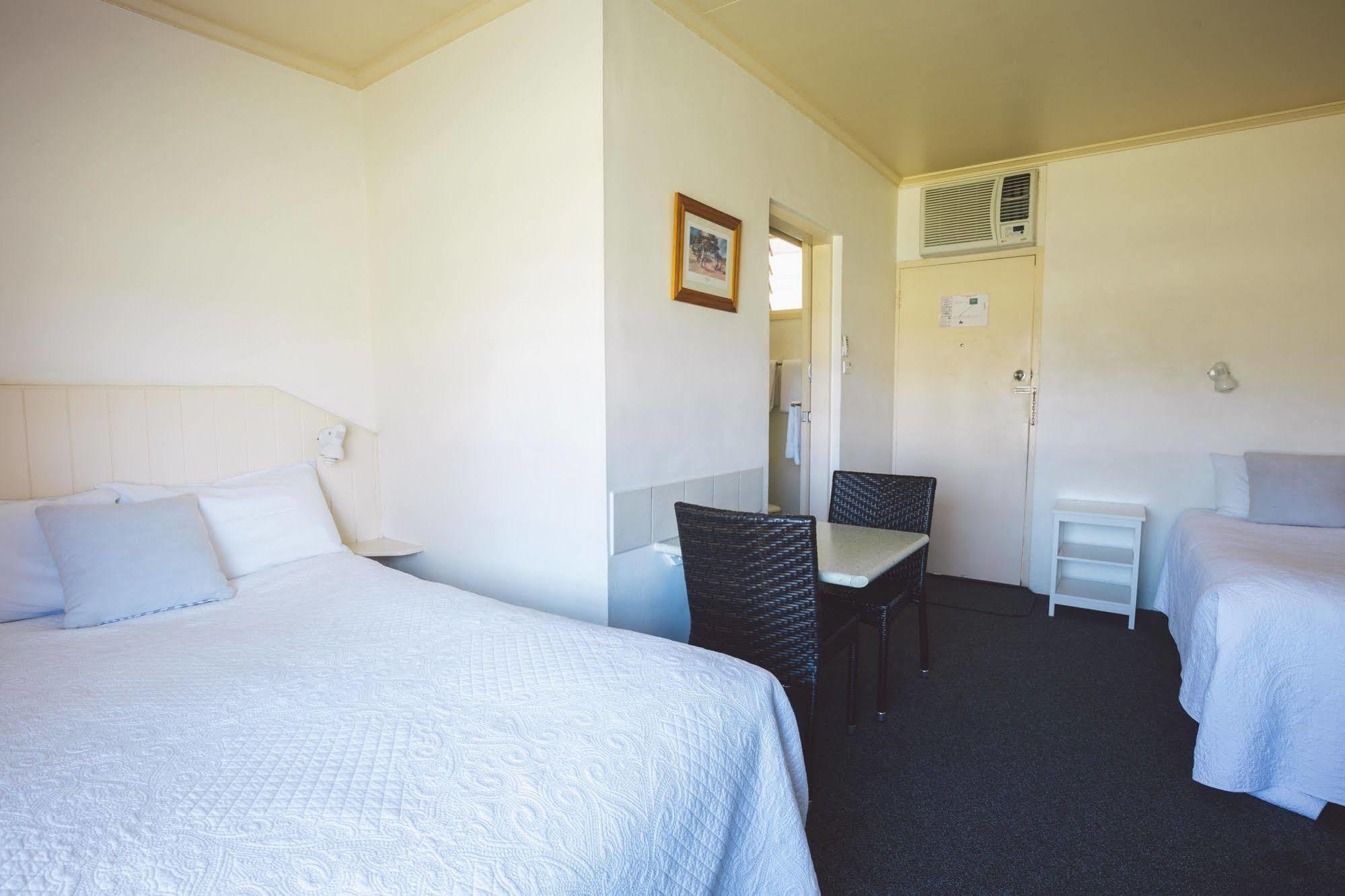 Boulevard Motel Stanthorpe Exterior foto