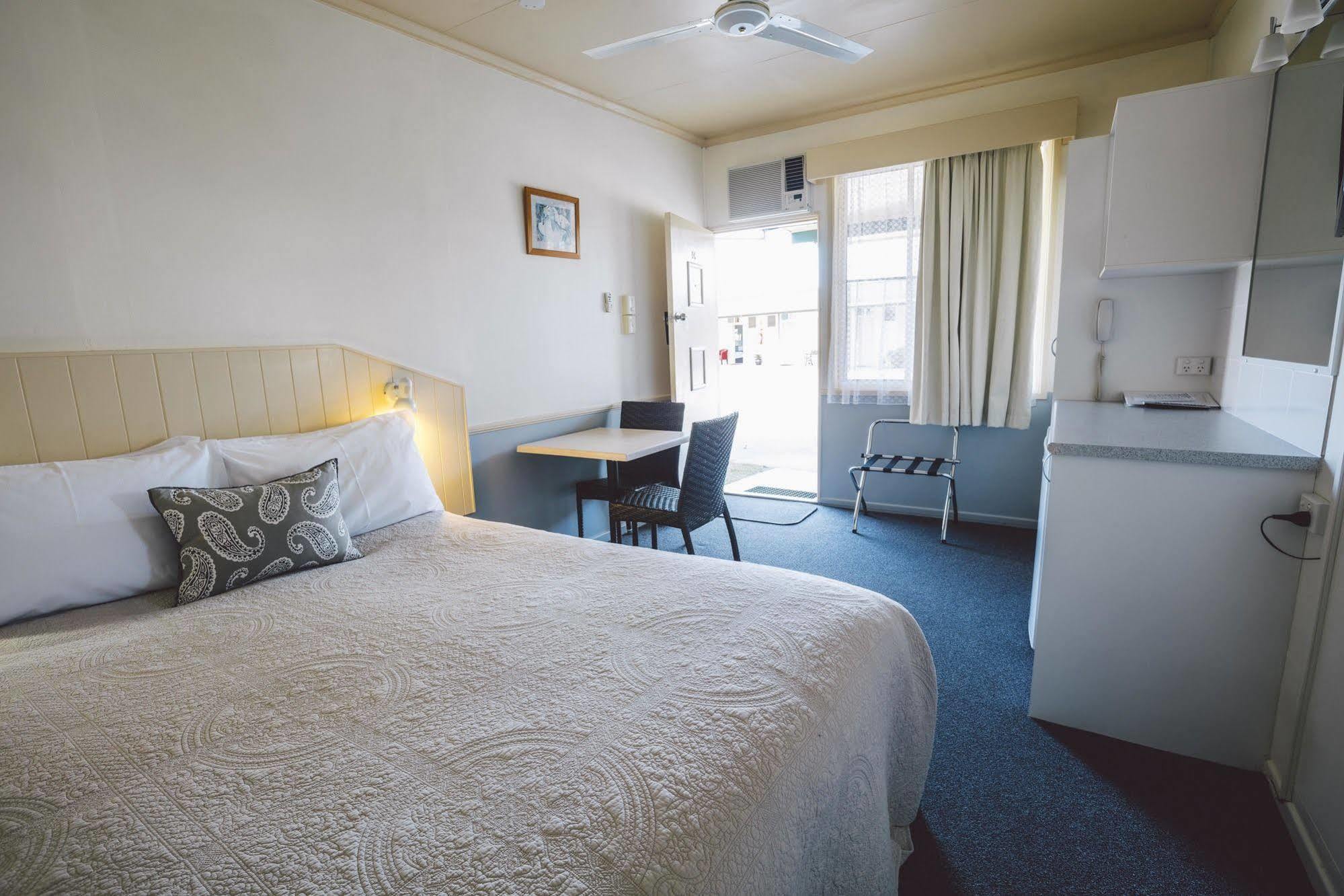 Boulevard Motel Stanthorpe Exterior foto